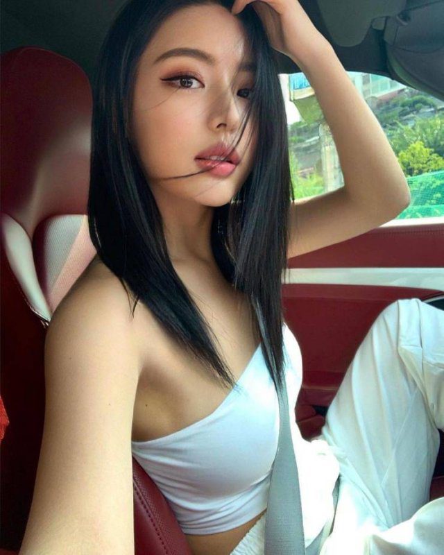 #bluesky #free #photo #album #sexy #lady

[45/49] Girls And Cars [More photos in this category: https://Photos.WebService.Today/category/Girls_And_Cars/]