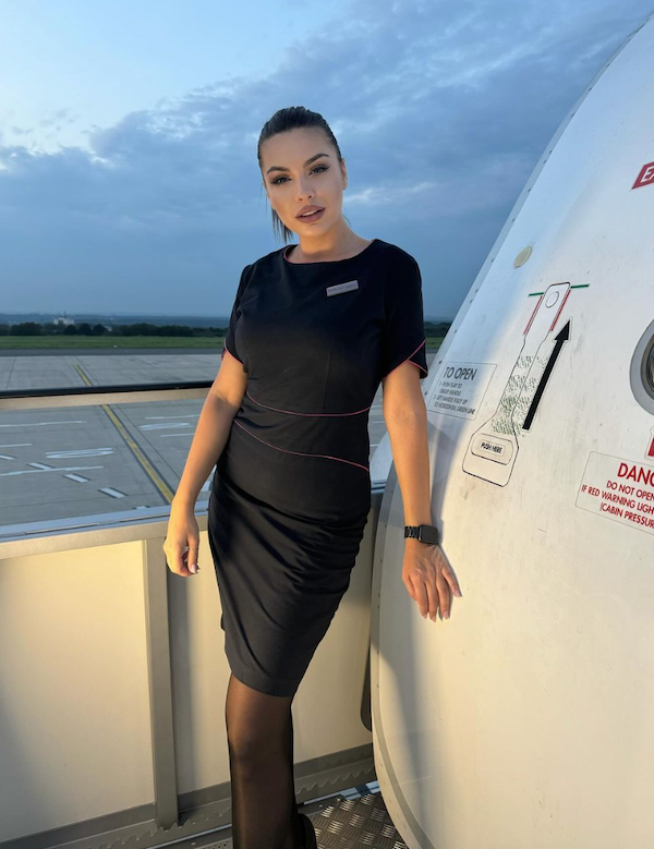 #bluesky #free #photo #album #sexy #lady

[11/31] Cute Flight Attendants [More photos in this category: https://Photos.WebService.Today/category/Cute_Flight_Attendants/]